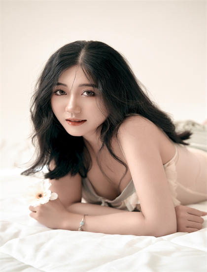 幕后探秘《奔跑吧兄弟超级精彩内容》：导演的创意构思与实现 了解一部电影是如何诞生